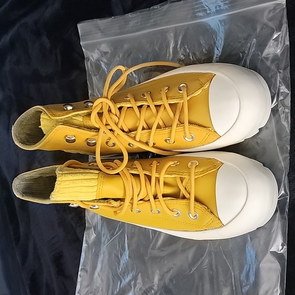 Women’s Converse CTAS Lugged Gore-Tex Gold - Picture 2 of 6